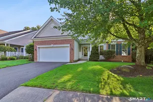 155 Country Club Dr, Oxford, CT 06478 - Photo 2