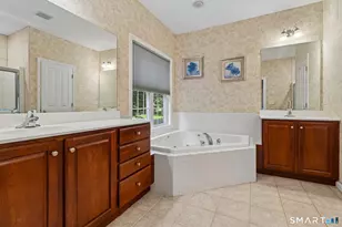 155 Country Club Dr, Oxford, CT 06478 - Photo 20