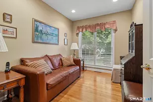 155 Country Club Dr, Oxford, CT 06478 - Photo 6
