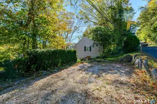 54 Farview Dr, Newtown, CT 06482 - Photo 4