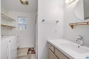54 Farview Dr, Newtown, CT 06482 - Photo 12
