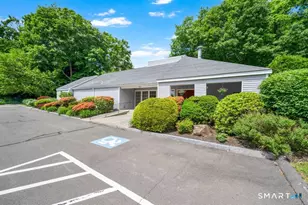 210 Brentwood Dr, Wallingford, CT 06492 - Photo 32