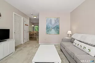 210 Brentwood Dr, Wallingford, CT 06492 - Photo 6