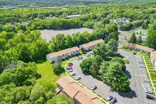 210 Brentwood Dr, Wallingford, CT 06492 - Photo 34