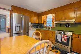 27 Norman Dr, East Hartford, CT 06108 - Photo 10