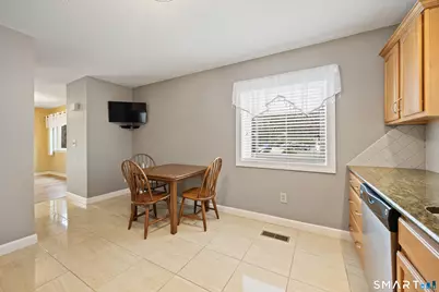 27 Fox Run Court #27, Newington, CT 06111 - Photo 10