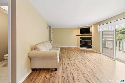 27 Fox Run Court #27, Newington, CT 06111 - Photo 12