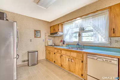 113 Pilgrim Drive, Greenwich, CT 06831 - Photo 10