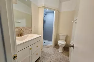 762 Ocean Ave, New London, CT 06320 - Photo 12