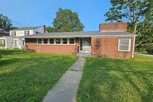 762 Ocean Ave, New London, CT 06320 - Photo 1