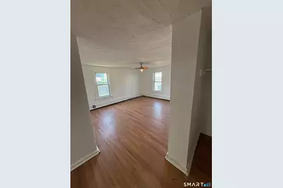 172 Dekalb Avenue, Bridgeport, CT 06607 - Photo 10