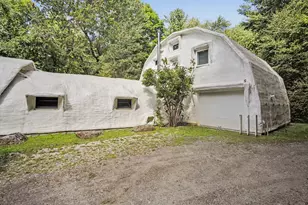 11 Day Rd, Cornwall, CT 06754 - Photo 4