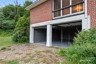 34 Hoskins Rd, Bloomfield, CT 06002 - Photo 26