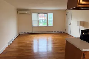 5 Grennan Rd, West Hartford, CT 06107 - Photo 2