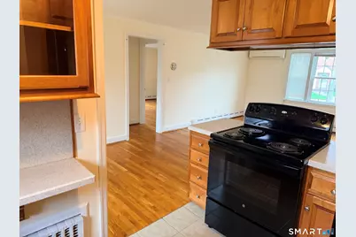 5 Grennan Road #A2, West Hartford, CT 06107 - Photo 4