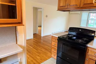 5 Grennan Rd, West Hartford, CT 06107 - Photo 4