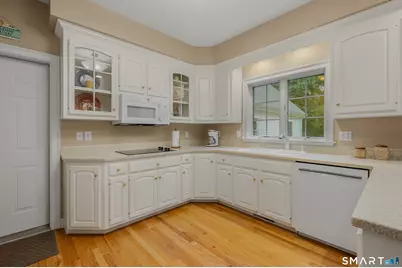 8 Windermere Way, Essex, CT 06442 - Photo 6