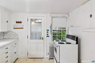 170 S Main St, Newtown, CT 06470 - Photo 12