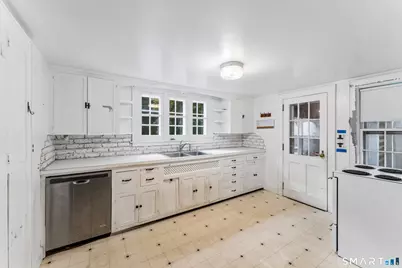 170 South Main Street, Newtown, CT 06470 - Photo 4