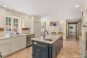 20 Gray Squirrel Dr, New Canaan, CT 06840 - Photo 8