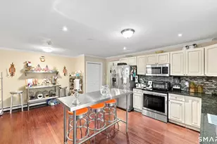 82-84 Harbor Dr, Stamford, CT 06902 - Photo 28