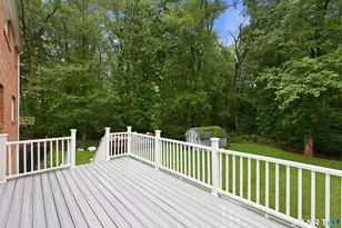 208 Wood Pond Rd, Glastonbury, CT 06033 - Photo 34