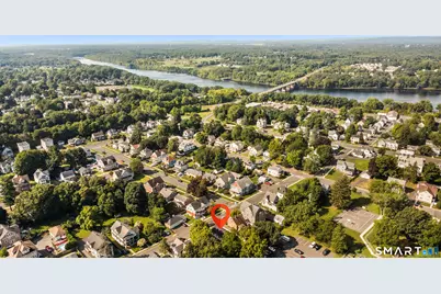 35 Pease Street, Enfield, CT 06082 - Photo 32