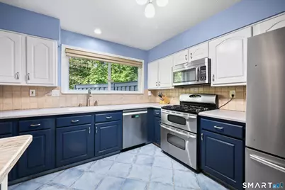 118 Sunrise Hill Road #118, Norwalk, CT 06851 - Photo 8