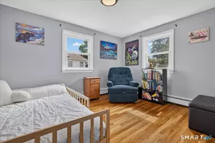 75 Meadow View Rd, New Haven, CT 06519 - Photo 14