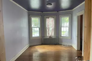228 Clark St, Bridgeport, CT 06606 - Photo 4
