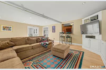 18 Buttonball Trail, Norwalk, CT 06851 - Photo 10