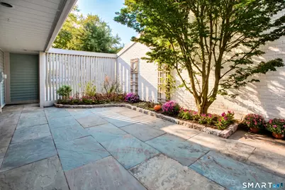 124 Harvest Commons #124, Westport, CT 06880 - Photo 12