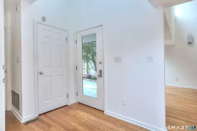 124 Harvest Commons #124, Westport, CT 06880 - Photo 14