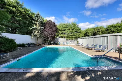 124 Harvest Commons #124, Westport, CT 06880 - Photo 32