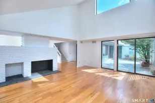 124 Harvest Cmns, Westport, CT 06880 - Photo 8