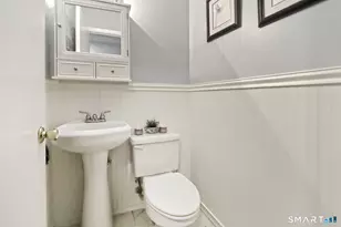 22 W Walk, West Haven, CT 06516 - Photo 22