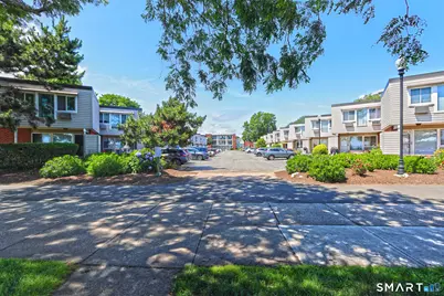 22 West Walk #22, West Haven, CT 06516 - Photo 2