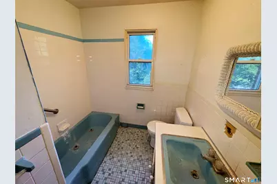 75 Saltonstall Parkway #22, East Haven, CT 06512 - Photo 20
