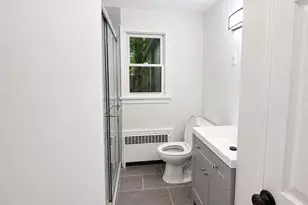 27 Vernon St, Hamden, CT 06518 - Photo 6