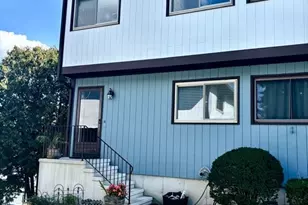 27 Crows Nest Ln, Danbury, CT 06810 - Photo 1