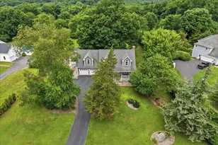 23 Pepperbush Dr, Hebron, CT 06231 - Photo 4