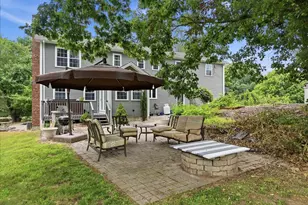 23 Pepperbush Dr, Hebron, CT 06231 - Photo 10