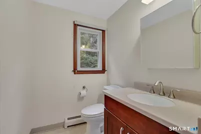 190 Valley View Road, Manchester, CT 06040 - Photo 8