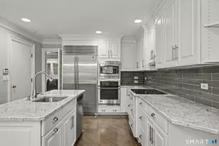 39 Bank St, New Canaan, CT 06840 - Photo 8