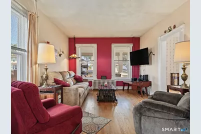 64 Glendale Avenue, Bridgeport, CT 06606 - Photo 10