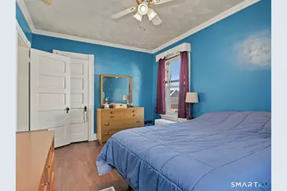 64 Glendale Avenue, Bridgeport, CT 06606 - Photo 22