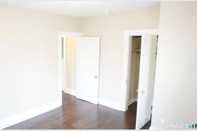 316 Linwood Avenue, Bridgeport, CT 06604 - Photo 14