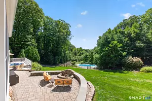 29 Pilfershire Ln, Simsbury, CT 06092 - Photo 6