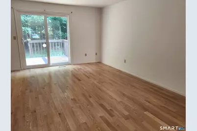 9 Oak Forest Drive #4, Manchester, CT 06042 - Photo 6