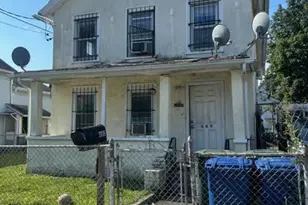 680 Ogden St, Bridgeport, CT 06608 - Photo 1